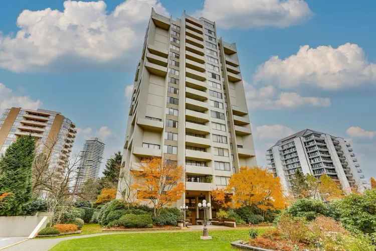 Cosy 2-Bedroom City View Unit Near Metrotown