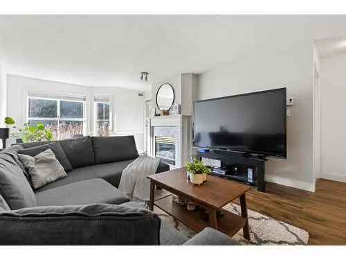 Guildford Surrey Condo For Sale Updated Kitchen Private Patio