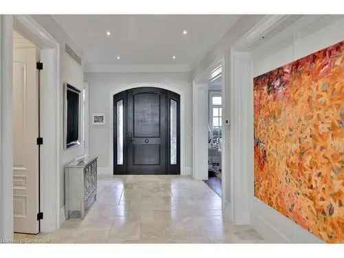 Luxury 4-Bedroom Home in Mineola West Mississauga