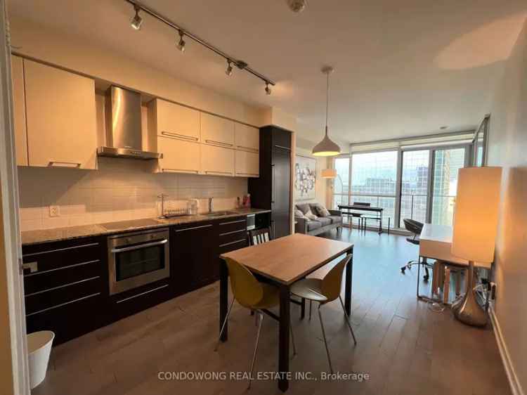 Lumiere Condo 1+ Den Furnished Spacious Balcony High Ceilings Amenities Parking