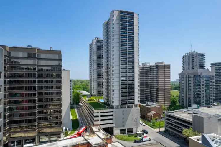 40 Pleasant Blvd -  in Toronto