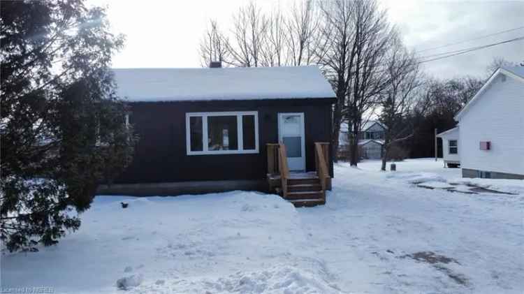 Fully Renovated Bungalow Near Parks and Schools