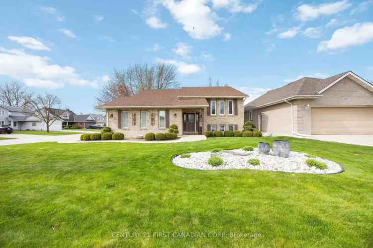 2600 sq ft Renovated Home 3 Car Driveway Security Cameras