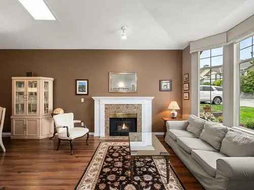 House For Sale In Walnut Grove, Langley, British Columbia