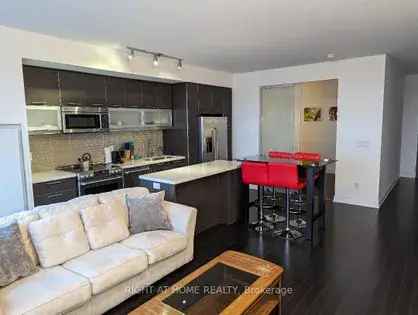 Luxury 3 BR Downtown Toronto Condo 1450 sqft