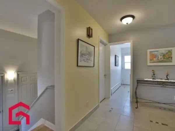 Bungalow for Sale Lanaudiere Renovated Kitchen and Bathroom