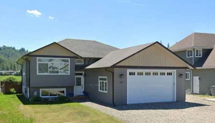 5-Bed 2-Bath Family Home Near Schools and Amenities