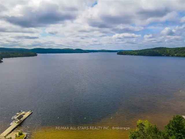 House For Sale in Lake of Bays, Ontario