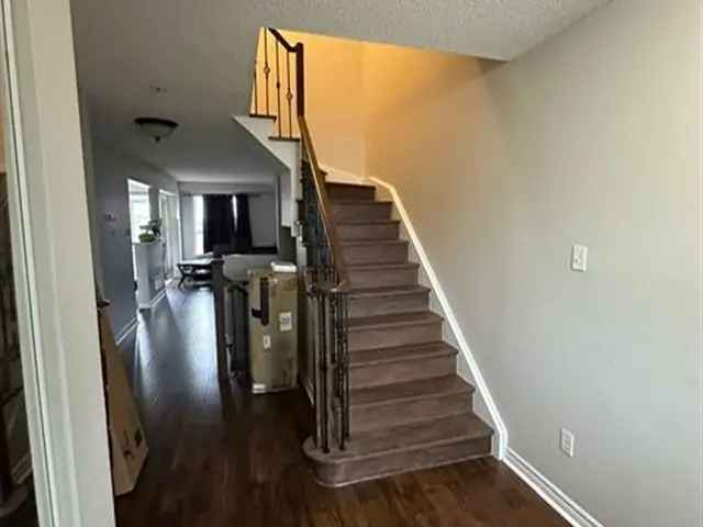 3 Bedroom 3 Washroom Townhouse For Lease October 1st