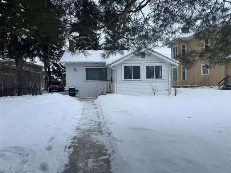 House For Sale in Brandon, Manitoba