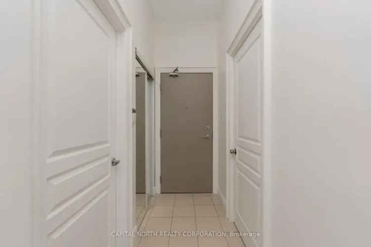 Spacious Mississauga Condo: 1 Bed + Den, 10ft Ceilings, Modern Kitchen