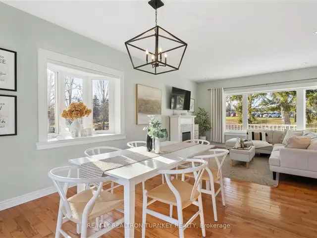 Stunning Renovated Bungalow Near Park in Newmarket