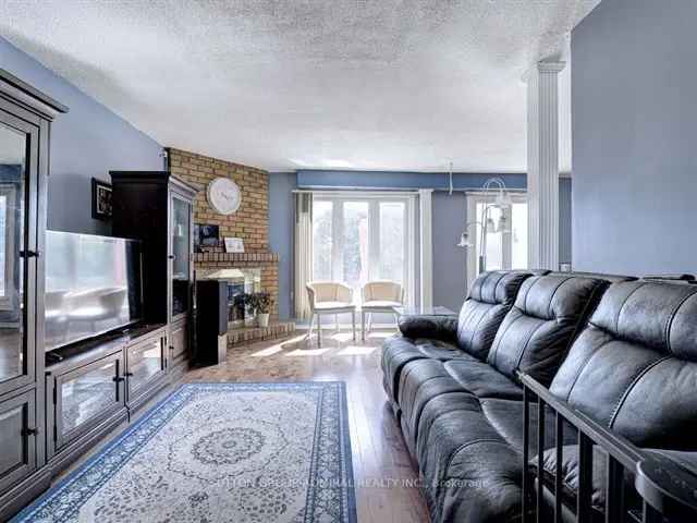 House For Sale in Brampton, Ontario