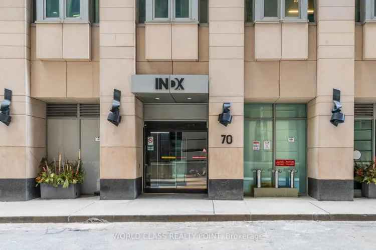 House For Sale in 70, Temperance Street, Toronto, Ontario