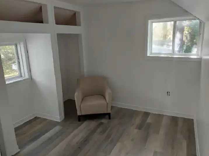 1 Bedroom Apartment, Kemptville