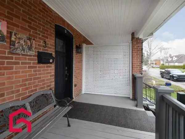 2+ Storey Brick Home for Sale Montérégie 9 Rooms 4+BR 2BA