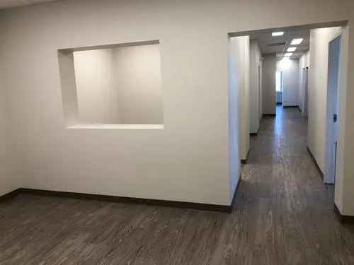 For Sale Office Space in Royal Oaks Grande Prairie with Elevator Access