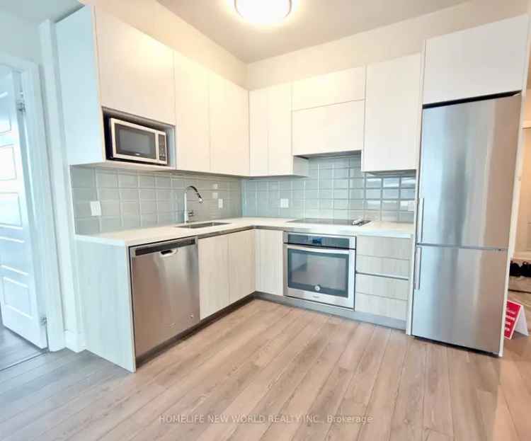 Rent Luxury Furnished Corner Unit in Heart of Unionville with Amenities