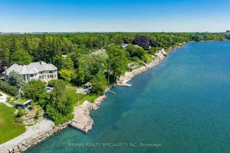 Luxury Waterfront Estate in Burlington GTA