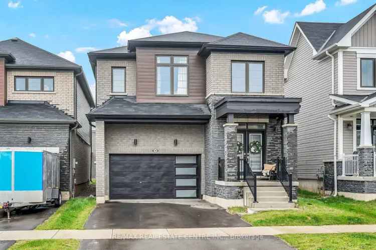 Stunning Caledonia Home 4 Beds 5 Baths