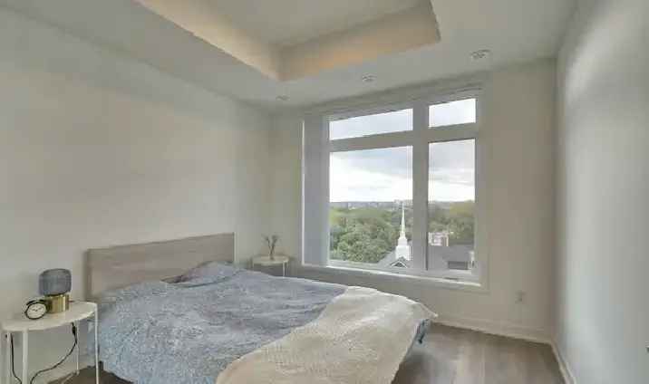 Bright Modern Top Floor Unit 1 1 Den Near LRT