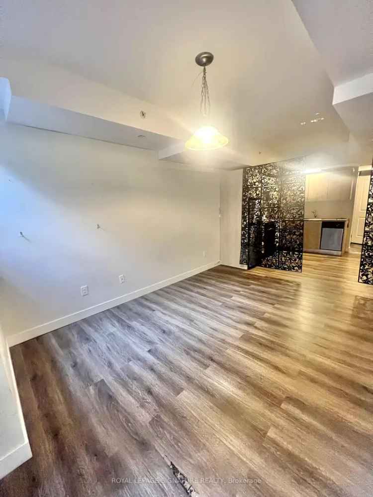 Rent studio unit in Downtown Toronto with private balcony and more