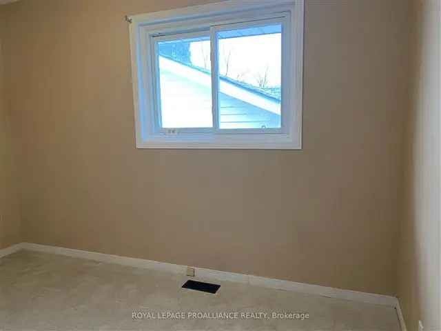 House For Sale in Belleville, Ontario