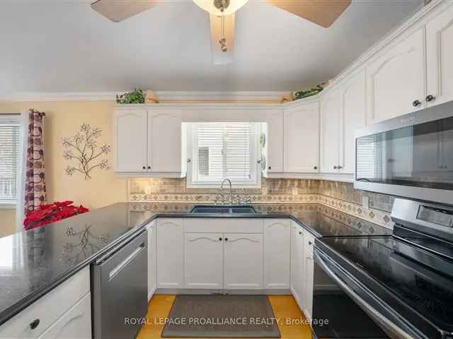 Belleville Raised Bungalow: 4 Beds, 2 Baths, Family Friendly