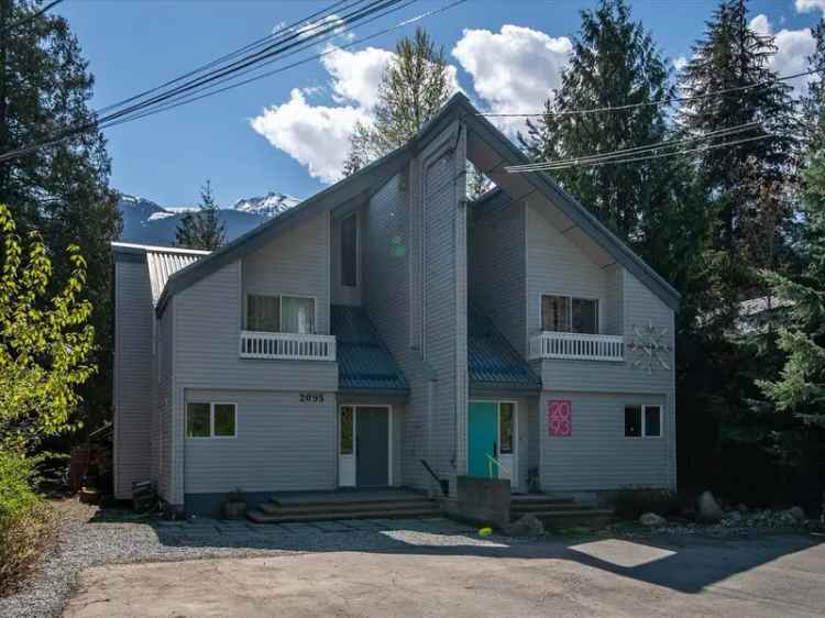 Whistler Creekside 4-Bedroom Duplex - Near Gondola