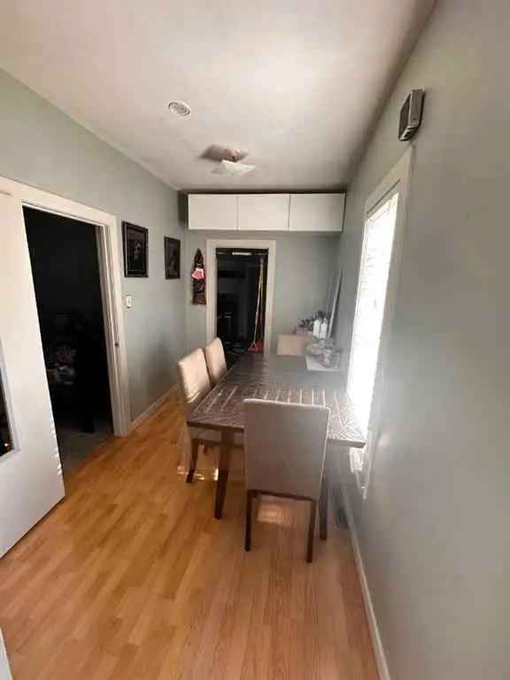 House For Rent in Calgary, Alberta