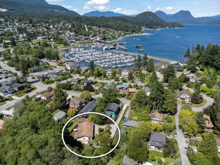 A $1,395,000.00 House/Single Family with 3 bedrooms in Gibsons & Area, Sunshine Coast