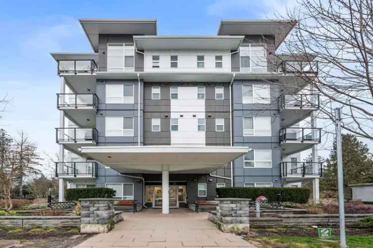 Buy Apartment in Emerson with Balcony and Two Parking Stalls