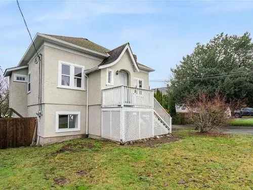 Character Home with Carriage House - Nanaimo Old City