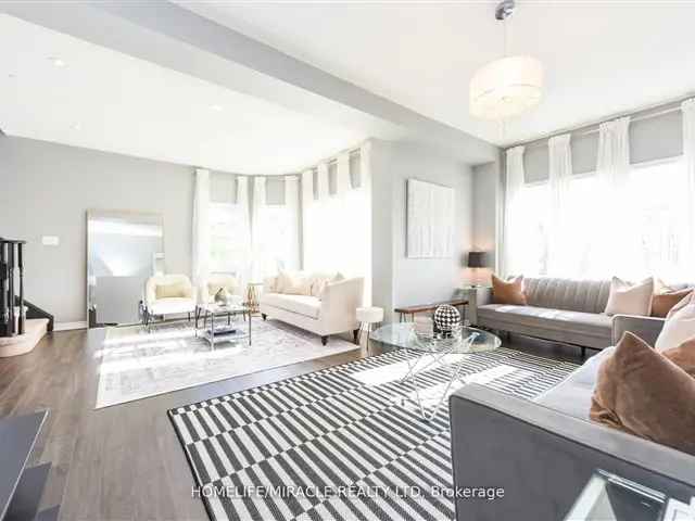 Townhouse For Sale in 2, October Place, Brampton, Ontario