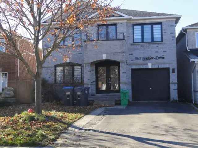 House For Sale in 963, Fielder Drive, Mississauga, Ontario