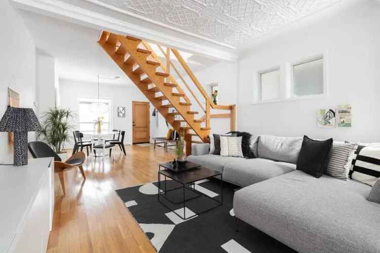 Semi-Detached on Ossington Sells for $400K Over List