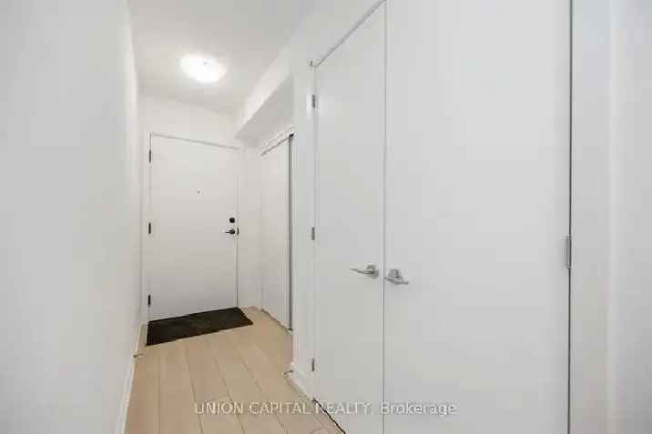 1 Bedroom 2 Bath Condo Near Glencairn Subway