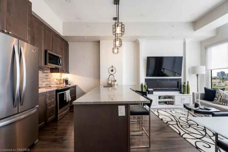 Condo For Sale in Oakville, Ontario