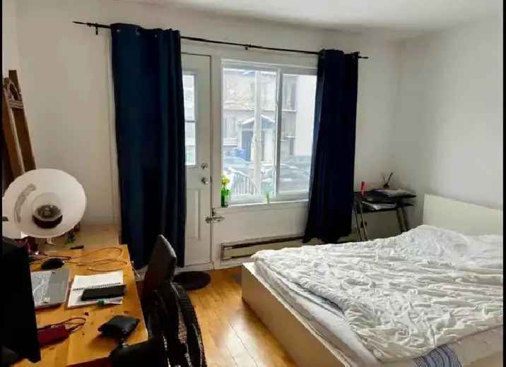 Rent 3 1 2 Apartment in Montreal Near Metro Sauve