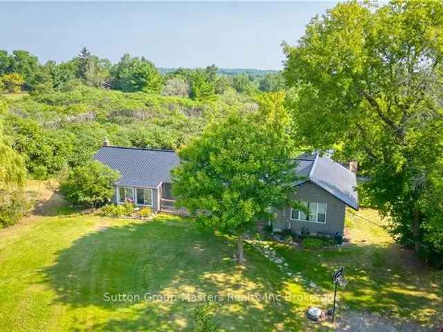 House For Sale in South Frontenac, Ontario