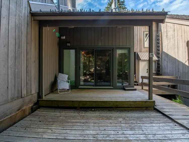 Whistler Townhome: Cozy Ski Cabin Vibe, Creekside Access