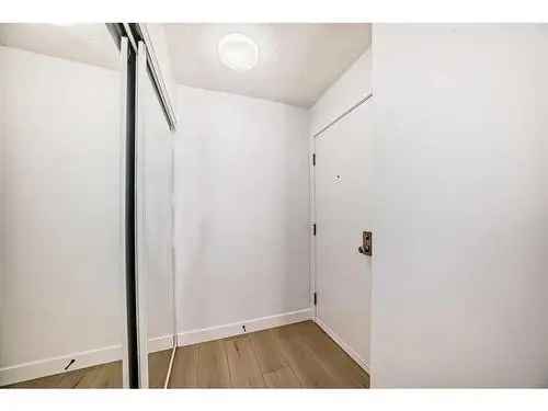 Condo For Sale In Crescent Heights, Calgary, Alberta