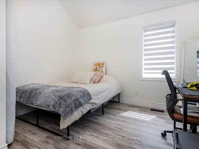 House For Sale in 53, Coulson Avenue, Essa, Ontario