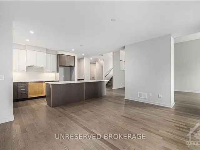 House For Sale in Ottawa, Ontario