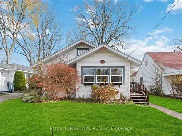 Crystal Beach Cottage 3 Bed 1.5 Bath Year Round Living