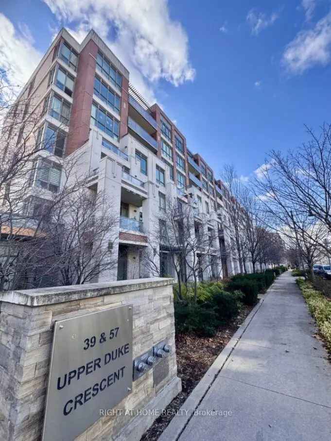 Condo For Rent in Markham, Ontario