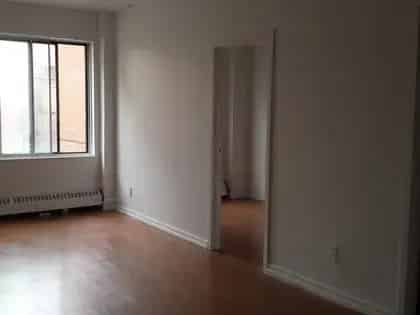 1 Room Studio 34m² Near McGill UQAM Hospitals Montreal