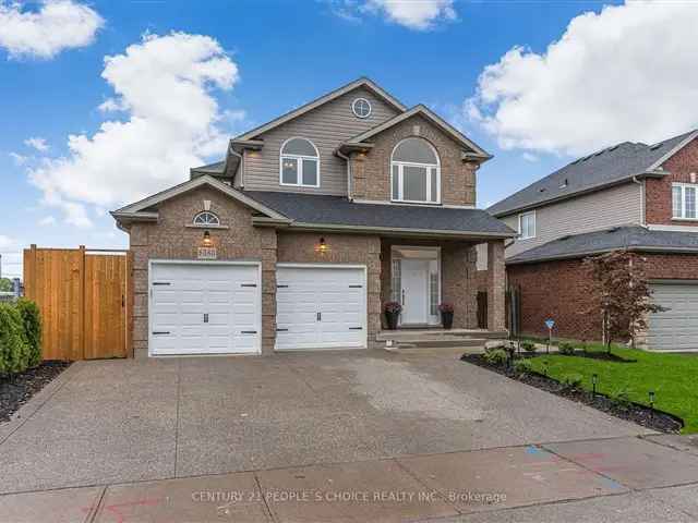 Luxury 4+2 Bedroom Home with Finished Basement Apartment