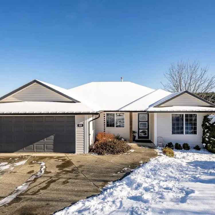 4 Bedroom Family Home for Sale in East Courtenay