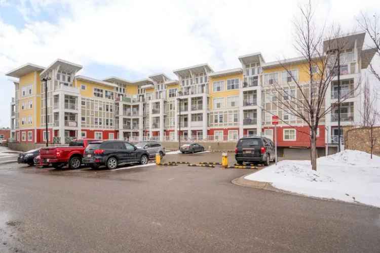 Buy Condo in Mahogany with Stylish Features and Great Amenities